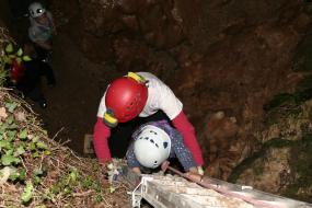 grotta del ciclamino 25 aprile 2012_047.JPG